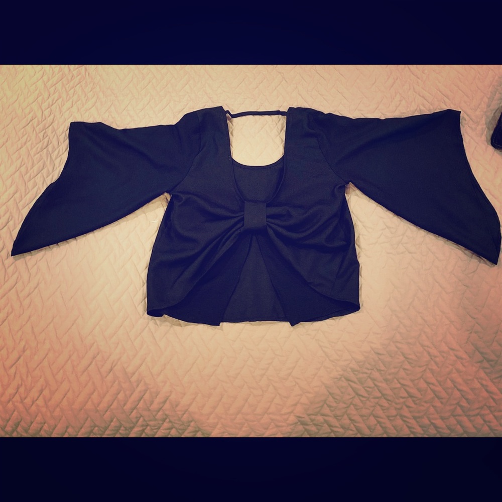 Black Shirt-
